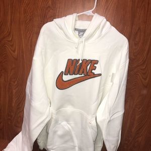 XL NIKE embroidered hoodi